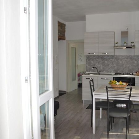 Lescen White Residence - Lake View Лезено Экстерьер фото